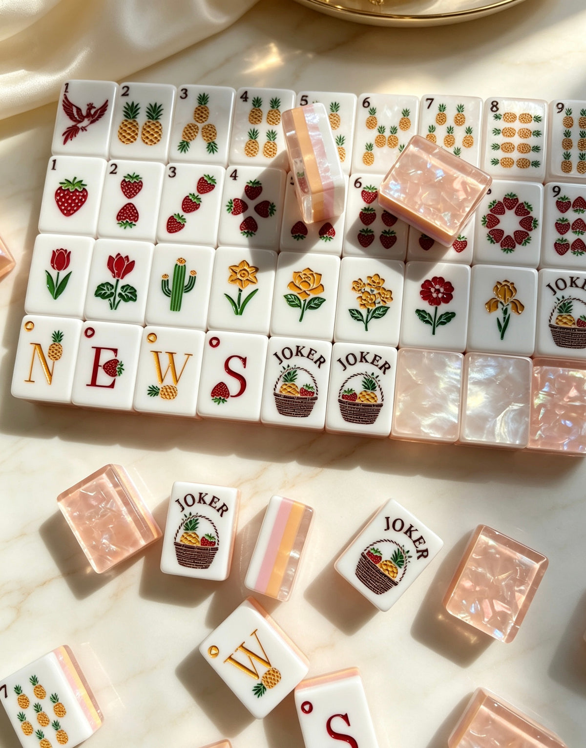 MAHORA Fruity Sparkle: Arranged fruit, flower, wind and joker tile designs