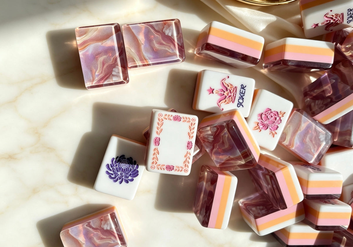 MAHORA Iridescent Pearl American Mahjong Set — acrylic Mahjong tile design