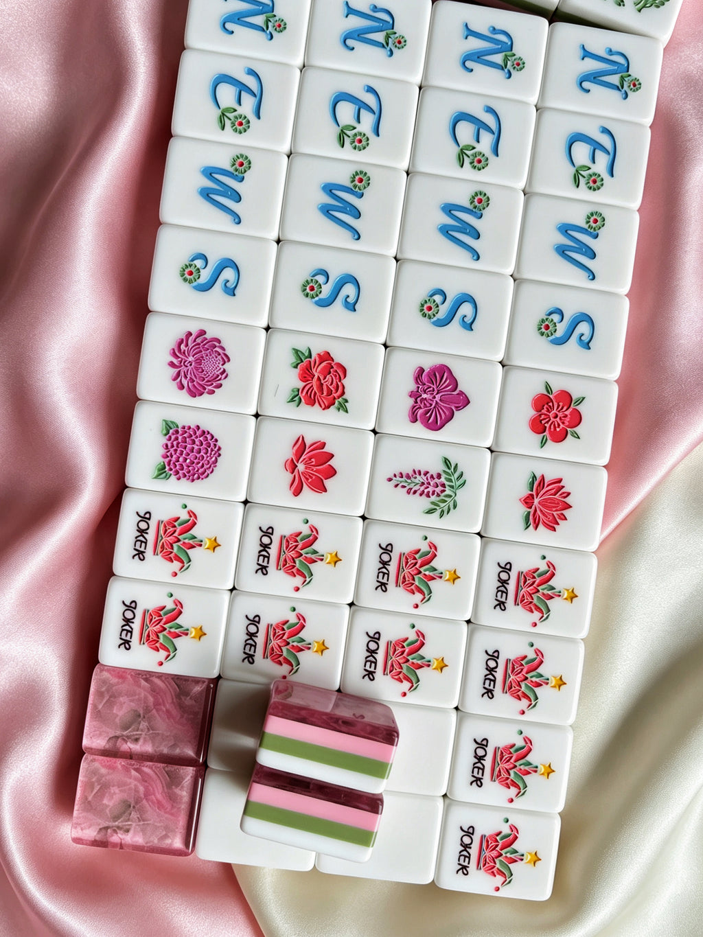 MAHORA Pink Rose American Mahjong Set — acrylic Mahjong tile design